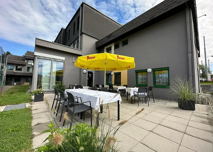 Jufa Sued - Self Check-in 3* Graz