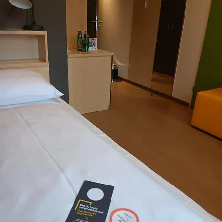 Jufa Sued - Self Check-in Hotel