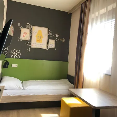 Jufa Sued - Self Check-in Hotel 3*