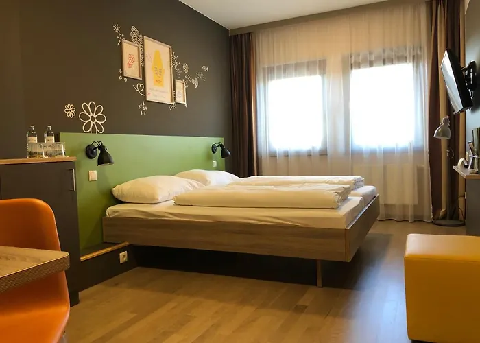 Jufa Sued - Self Check-in 3* Graz